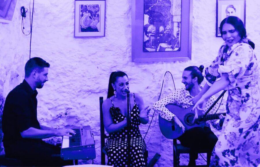 Granada: Flamenco Show in the Cave LA FARAONA - How this compares with a larger flamenco venue