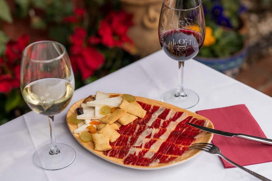 Granada: Flamenco Show with Dinner at Jardines de Zoraya - Booking and cancellation details