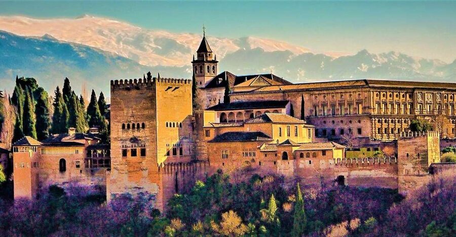 Granada: Full Alhambra Premium Guided Tour with Tickets - Starting with the hilltop views and first stops