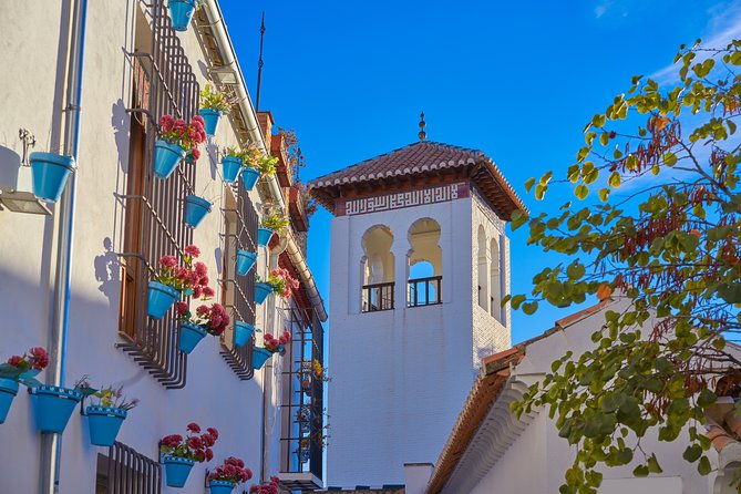 Granada full day: La alhambra completa + el Albaicin y Sacromonte - Key points at a glance