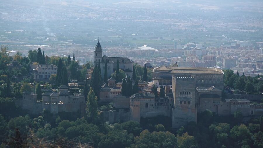 Granada: Historical City Center Guided Segway Tour - Alhambra gardens and the palace setting