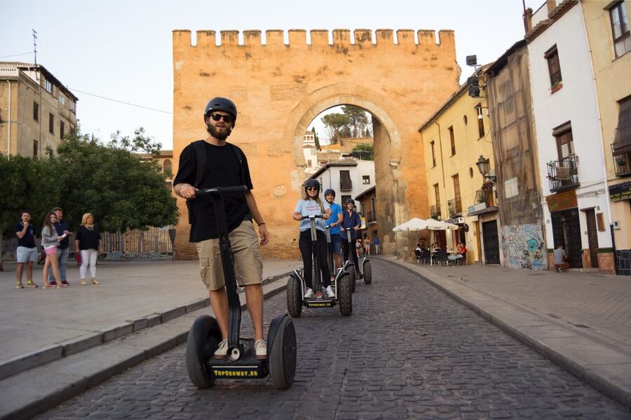 Granada: Historical City Center Guided Segway Tour - San Nicolas Square and the big Granada view