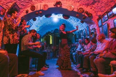 Los Amayas Cave Traditional Flamenco Show