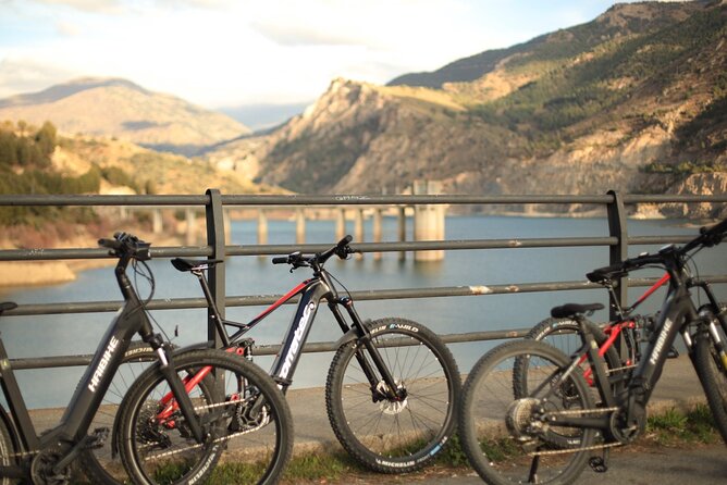 Granada: Nature, Wildlife and Authentic Villages E-bike Tour - What to wear and carry for a better day