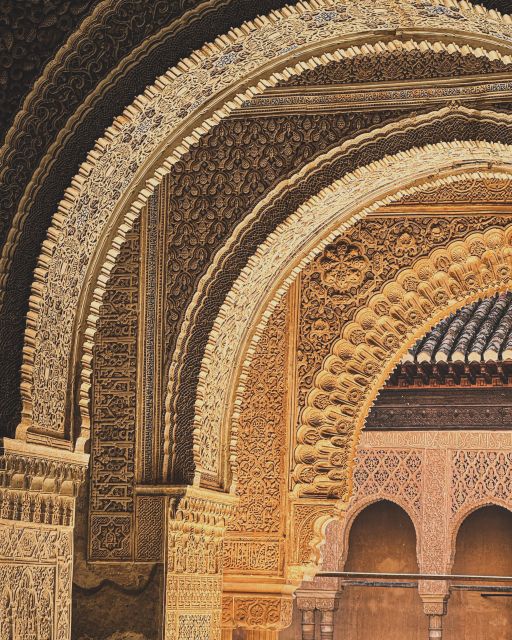 Granada: Private Full Alhambra Tour with Nasrid Palaces - Nasrid Palaces: The Essential Final Hour
