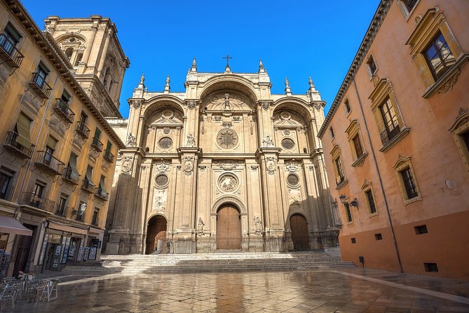 Granada: Royal Chapel and Granada Cathedral Guided Tour - Timing, comfort, and practical concerns
