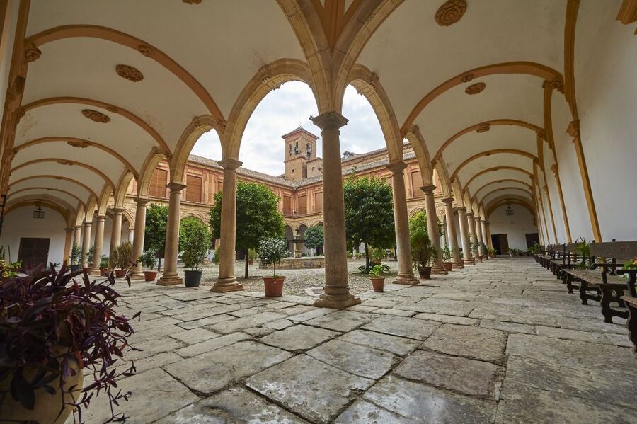Granada: Sacromonte Abbey Entry Ticket with Audio Guide - Timing matters more than the one-day validity suggests