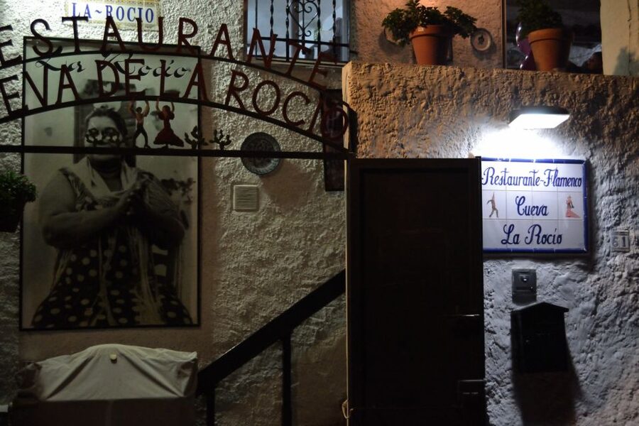 Granada: Sacromonte Caves Flamenco Show - Should you book Granada’s Sacromonte flamenco show?