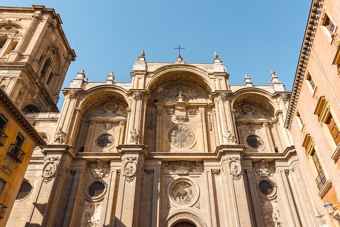 Granada Scavenger Hunt and Sights Self-Guided Tour - How the app-led format feels in practice