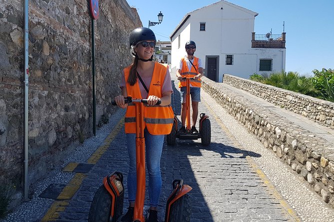 Granada Segway Tour to Albaicin and Sacromonte - Sacromonte’s caves and flamenco traditions