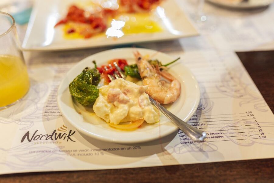 Granada: Tapas Crawl - Starting at Centro Federico García Lorca