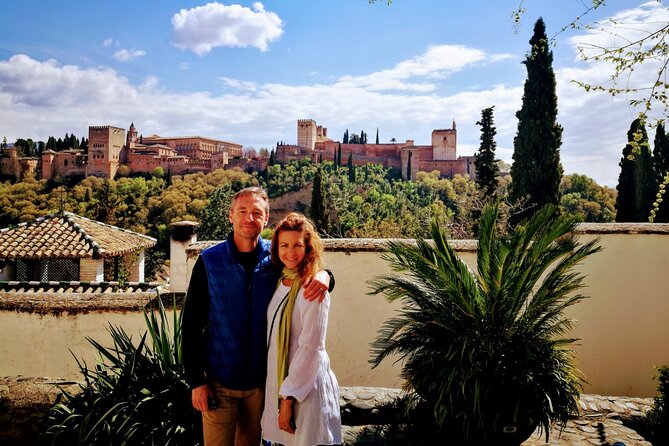Granada Tapas Trail & Gypsy Flamenco Show - Who will enjoy this evening most
