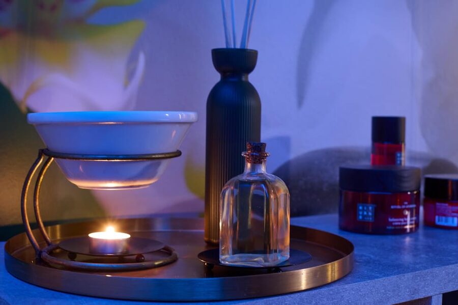 Granada: Thermal Spa Circuit with Optional Massage - Starting with the hot pool and massage jets