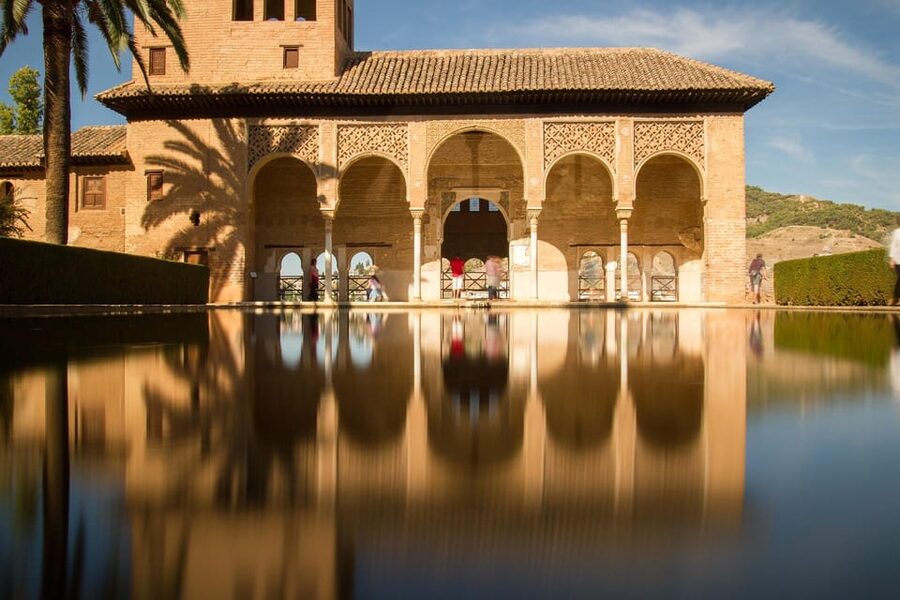 Granada: Tour of Alhambra, Generalife, and Nasrid Palaces - The Alcazaba and Torre de la Vela
