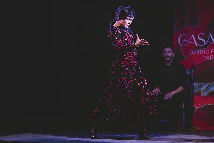 Granada: Traditional Flamenco Show at Tablao Casa Ana - Drinks, timing, and the practical details