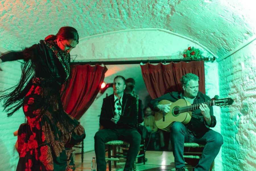 Granada: Traditional Flamenco Show in a Cave Entry Ticket - Why the cave changes the flamenco experience
