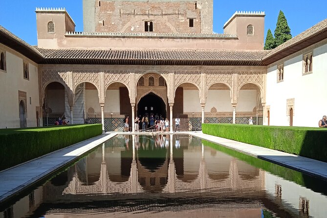 Granada, Visit Alhambra with Nasrid palaces, gardens and Alcazaba - Puerta del Vino and Puerta de la Justicia