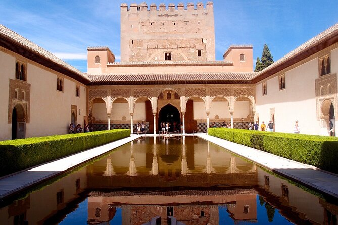 Guided Tour Alhambra, Generalife and Alcazaba without Nasrid Palaces - What this Alhambra tour actually covers