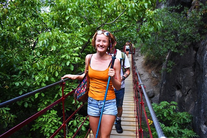 Hiking in the Canyon of the Monachil Cubs in Granada - Leaving Granada for the Monachil gorge