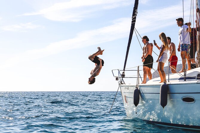 La Herradura: Sailboat with a view of dolphins-Shared - Anchoring for swimming and paddleboarding