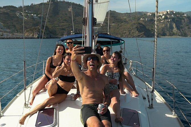 La Herradura: Sailboat with a view of dolphins-Shared - Snacks, cava, and the feel aboard