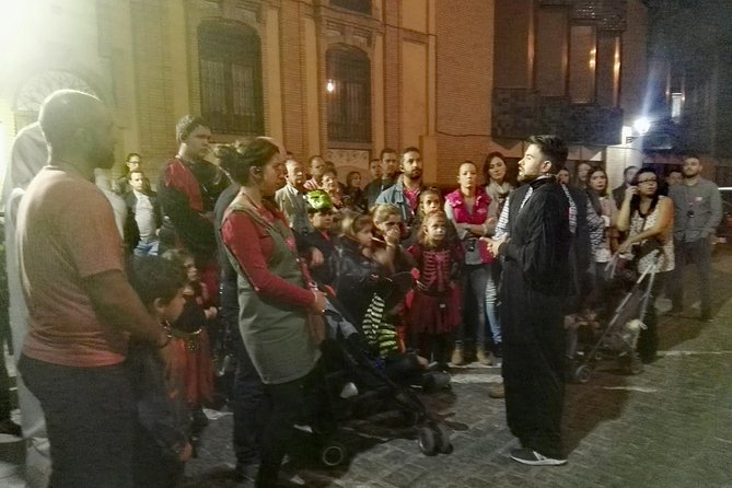 Legends and Mysteries Walk - Arco de San Lorenzo: an exterior stop with a dark edge