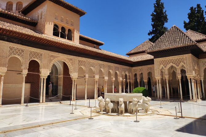 Legends of the Alhambra Tour with Tickets Included - Why This Three-Hour Route Works