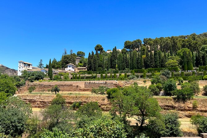 PREMIUM 2 Hour Alhambra and Generalife Tour + tickets - The missing Nasrid Palaces are the key limitation