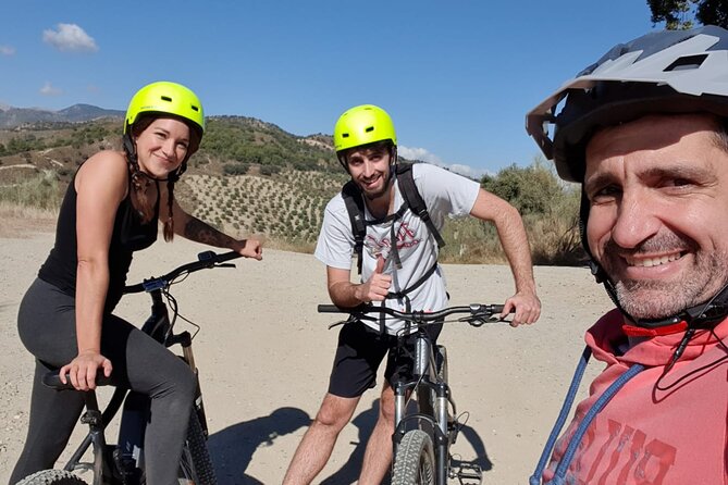 Private Ebike MTB Tour of the Silla del Moro in Granada - Climbing toward La Silla del Moro