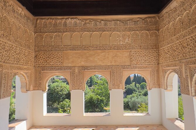 Private excursion to the Alhambra and Generalife - Who will get the most from this tour
