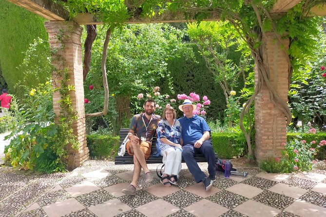 Private Guided Tour to Alhambra with Tickets to City Monuments - Alcazaba: walls, towers, and city views
