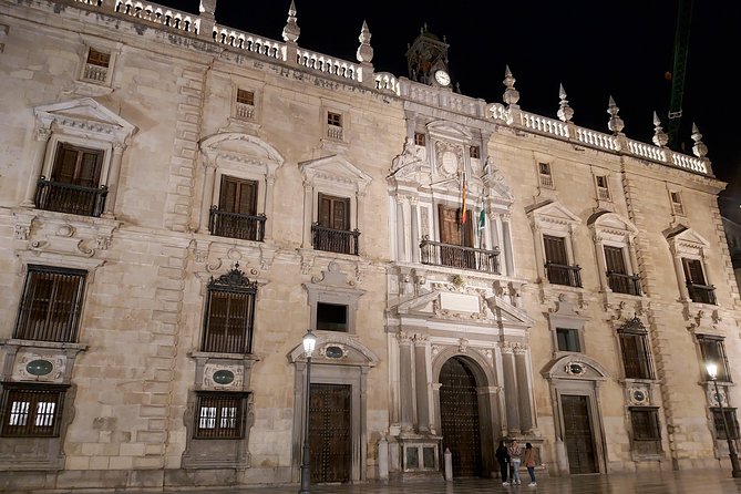 Private Tour Legends of Granada and Albaicín (Spanish language) - Ending near Plaza Bib-Rambla