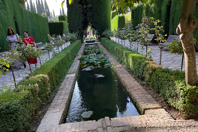 Private Tour to The Alhambra and Generalife from Motril port - Guide quality can shape the whole visit