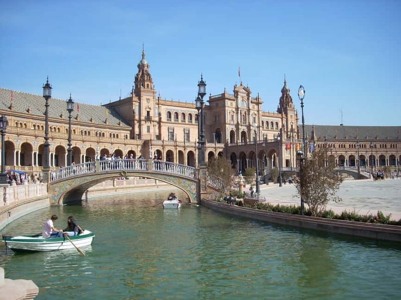 Sevilla Full-Day trip from Granada - Entering Seville Cathedral and climbing the Giralda