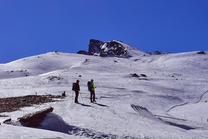 Snowshoe hiking in Sierra Nevada (Granada) - Equipment, refreshments, and the guide