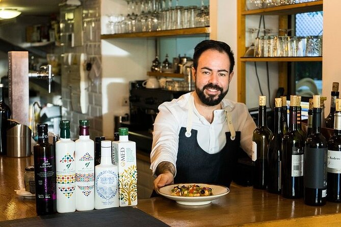 The Granada Evening Tapas Crawl by Food Lover Tour - Key points at a glance