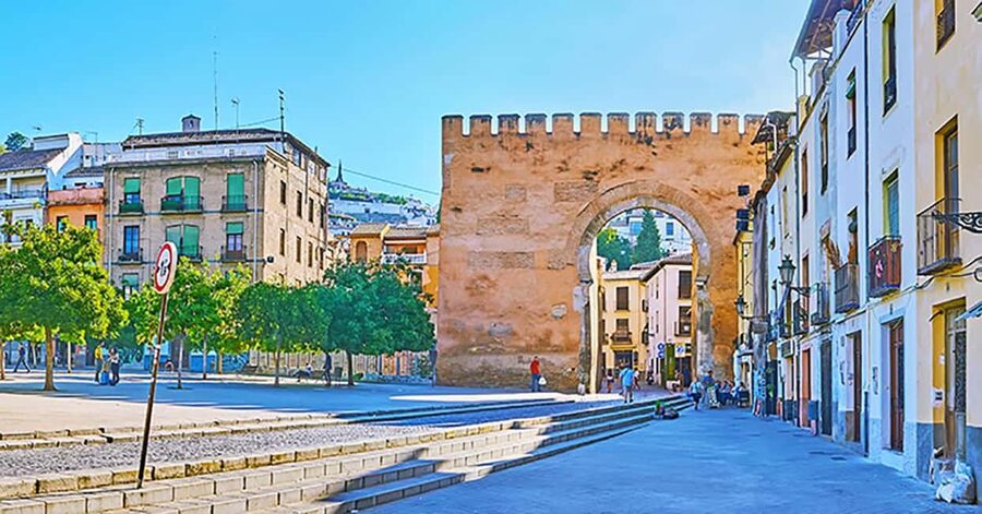 Tour Granada from its Origin; Albaicín - San Nicolás and the views across Granada
