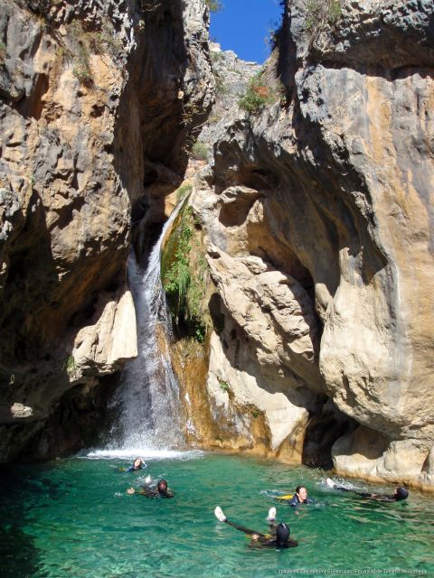 Tropical Coast and Caves of Nerja Day Tour from Granada - What the guide can add, and where things can go wrong
