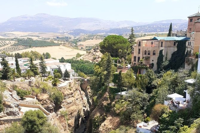 Ultimate White Village of Ronda Small-Group Day Trip from Granada - Seeing the Puente Nuevo from Several Angles