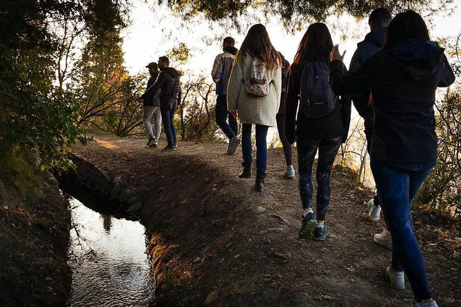 Water paths. Private adventure and history tour - Starting beside the Paseo de los Tristes
