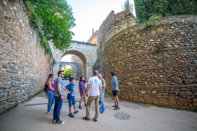 Water paths. Private adventure and history tour - Practical tips for a better evening